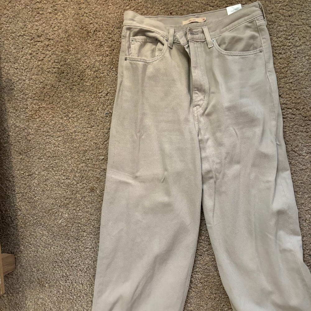 Levi's Khaki Pants